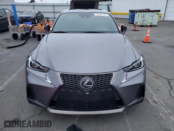 ✅ 2018 Lexus IS 300 • VIN: JTHBA1D20J5069801 • Lot: 82544125. Listed on Copart with 85,882 mi. Free auction sales archive from the USA and detailed vehicle history report at DreamBid. Image 5.