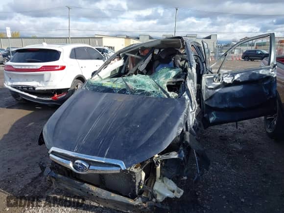 2014 Subaru Forester 2.5i with VIN JF2SJAACXEH413526, listed as a IAAI auction lot 43518240 with 173,866 mi miles and . Bid and sale history available at DreamBid. Image 6.