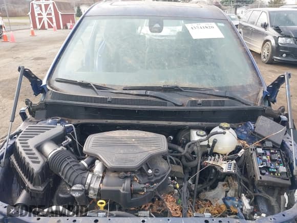 ✅ 2023 Cadillac XT6 AWD Sport • VIN: 1GYKPGRS4PZ131630 • Lot: 43741820. Listed on IAAI with 7,237 mi. Free auction sales archive from the USA and detailed vehicle history report at DreamBid. Image 10.