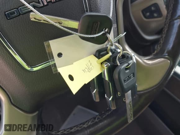 ✅ 2018 GMC Sierra 1500 Denali • VIN: 3GTU2PEJ6JG369769 • Лот: 43659971. Опубликован ранее на IAAI с пробегом 143 939 миль. Бесплатный доступ к архиву аукционных продаж из США и подробный отчёт об истории автомобиля на DreamBid. Изображение 11.