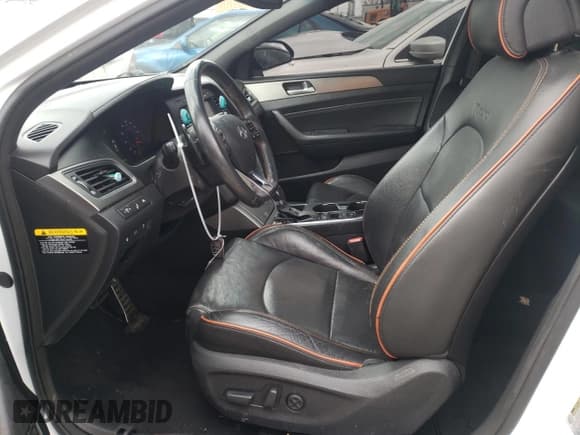 ✅ 2015 Hyundai Sonata Sport • VIN: 5NPE34AB9FH068670 • Lot: 42198423. Listed on Copart with 69,034 mi. Free auction sales archive from the USA and detailed vehicle history report at DreamBid. Image 7.