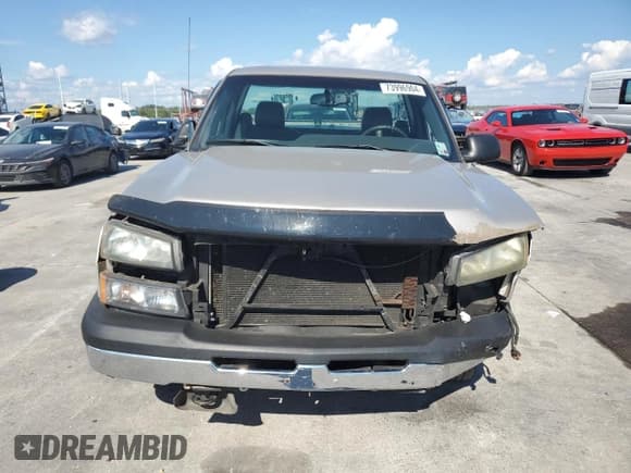 ✅ 2006 Chevrolet Silverado 1500 Work Truck • VIN: 3GCEC14X86G161243 • Lot: 73996904. Wystawiony na Copart z przebiegiem 156 254 mil. Bezpłatny archiwum sprzedaży aukcyjnych z USA i szczegółowy raport historii pojazdu na DreamBid. Zdjęcie 5.