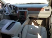 ✅ 2014 Chevrolet Silverado 2500HD LTZ • VIN: 1GC1KYC88EF113987 • Лот: 91993475. Опубликован ранее на Copart с пробегом 255 192 миль. Бесплатный доступ к архиву аукционных продаж из США и подробный отчёт об истории автомобиля на DreamBid. Изображение 8.