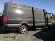 ✅ 2023 Mercedes-Benz Sprinter Passenger • VIN: W1Z4NGHY6PT142701 • Lot: 55005784. Wystawiony na Copart z przebiegiem Nie podano. Bezpłatny archiwum sprzedaży aukcyjnych z USA i szczegółowy raport historii pojazdu na DreamBid. Zdjęcie 3.