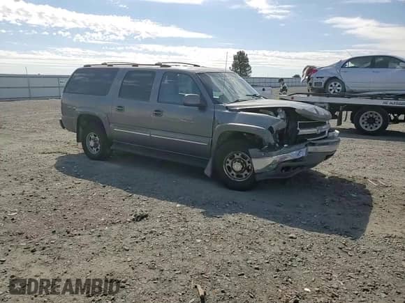 2001 Chevrolet Suburban LT with VIN 3GNGK26U81G216195, listed as a Copart auction lot 69210905 with 260,017 mi miles and Salvage title. Bid and sale history available at DreamBid. Image 14.