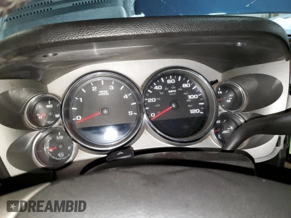 ✅ 2008 Chevrolet Silverado 2500HD 1LT • VIN: 1GCHK296X8E135422 • Lot: 88626145. Wystawiony na Copart z przebiegiem Nie podano. Bezpłatny archiwum sprzedaży aukcyjnych z USA i szczegółowy raport historii pojazdu na DreamBid. Zdjęcie 9.