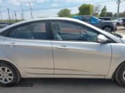 ✅ 2013 Hyundai Accent GLS • VIN: KMHCT4AE0DU413553 • Лот: 43335691. Опубликован ранее на IAAI с пробегом 126 844 миль. Бесплатный доступ к архиву аукционных продаж из США и подробный отчёт об истории автомобиля на DreamBid. Изображение 14.