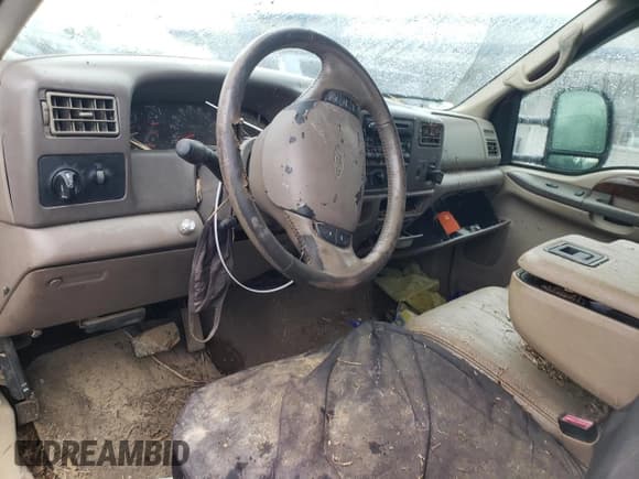 ✅ 2000 Ford F-250 XL • VIN: 1FTNF21F1YEC08695 • Lot: 55531175. Listed on Copart with 204,120 mi. Free auction sales archive from the USA and detailed vehicle history report at DreamBid. Image 8.