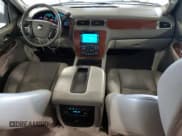 ✅ 2007 Chevrolet Suburban LT • VIN: 1GNFK163X7J256606 • Lot: 86816015. Listed on Copart with 193,235 mi. Free auction sales archive from the USA and detailed vehicle history report at DreamBid. Image 8.