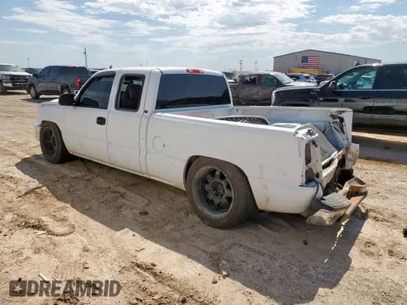 2006 Chevrolet Silverado 1500 LT2 z VIN 2GCEC19T161122198, wystawiony jako Copart lot #67995705 z przebiegiem 89 319 mil mil oraz Szkoda całkowita • Salvage title. Historia ofert i sprzedaży dostępna na DreamBid. Obrazek 2.