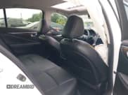 ✅ 2019 Infiniti Q50 Luxe • VIN: JN1EV7AP0KM519656 • Lot: 42604670. Wystawiony na IAAI z przebiegiem 118 126 mil. Bezpłatny archiwum sprzedaży aukcyjnych z USA i szczegółowy raport historii pojazdu na DreamBid. Zdjęcie 8.