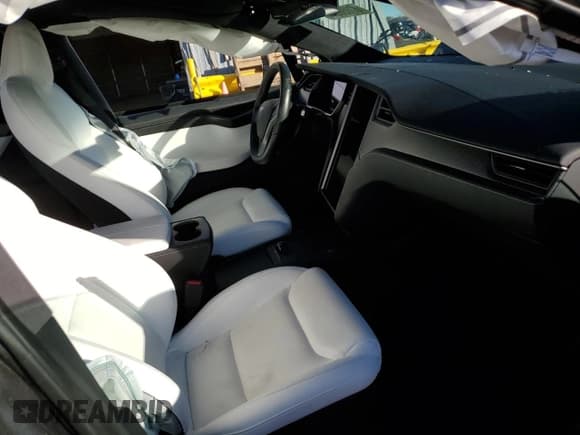 ✅ 2021 Tesla Model X Performance • VIN: 5YJXCBE44MF324718 • Lot: 81096074. Listed on Copart with 37,411 mi. Free auction sales archive from the USA and detailed vehicle history report at DreamBid. Image 7.