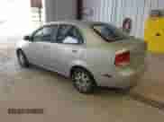 2005 Chevrolet Aveo SVM z VIN KL1TD52625B376542, wystawiony jako IAAI lot #41076894 z przebiegiem 197 578 mil mil oraz . Historia ofert i sprzedaży dostępna na DreamBid. Obrazek 3.