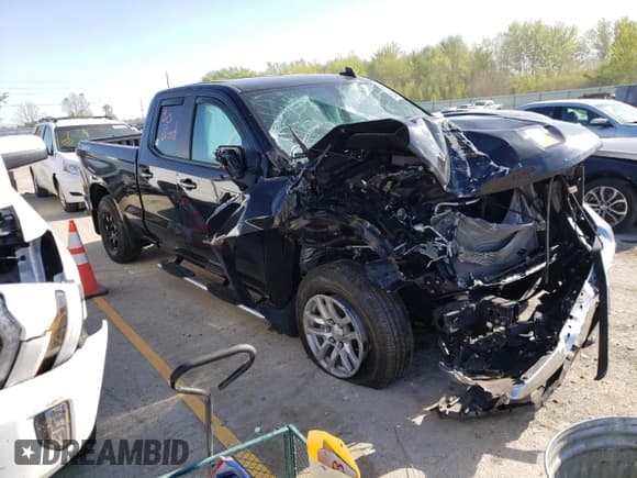 ✅ 2020 Chevrolet Silverado 1500 LT • VIN: 1GCRYDED6LZ262592 • Lot: 50871913. Wystawiony na Copart z przebiegiem Nie podano. Bezpłatny archiwum sprzedaży aukcyjnych z USA i szczegółowy raport historii pojazdu na DreamBid. Zdjęcie 4.