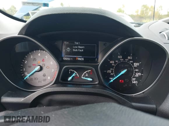 ✅ 2017 Ford Escape SE • VIN: 1FMCU9G97HUE99597 • Lot: 43288490. Listed on IAAI with 154,255 mi. Free auction sales archive from the USA and detailed vehicle history report at DreamBid. Image 7.