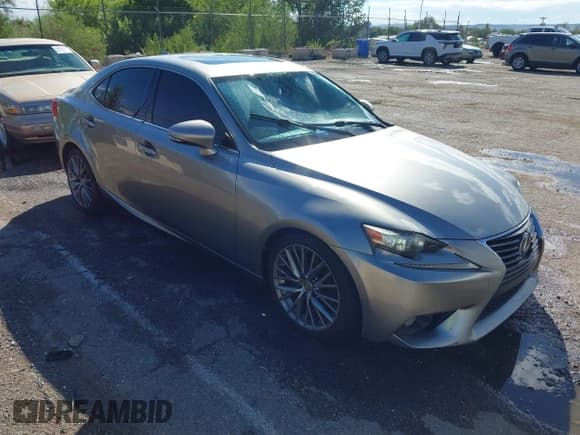 ✅ 2014 Lexus IS 250 • VIN: JTHBF1D22E5013401 • Lot: 43324059. Listed on IAAI with 104,289 mi. Free auction sales archive from the USA and detailed vehicle history report at DreamBid. Image 1.