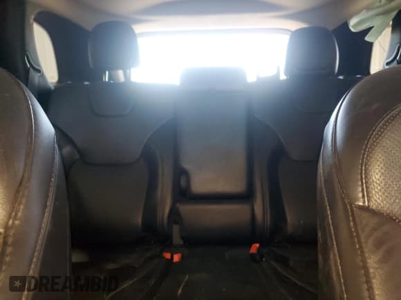 ✅ 2020 Jeep Cherokee Limited • VIN: 1C4PJMDX1LD572217 • Lot: 84725735. Wystawiony na Copart z przebiegiem 70 887 mil. Bezpłatny archiwum sprzedaży aukcyjnych z USA i szczegółowy raport historii pojazdu na DreamBid. Zdjęcie 10.