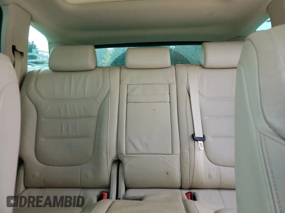 ✅ 2013 Volkswagen Touareg • VIN: WVGEG9BPXDD012733 • Lot: 91858355. Listed on Copart with 116,232 mi. Free auction sales archive from the USA and detailed vehicle history report at DreamBid. Image 10.