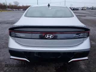 2025 Hyundai Sonata SEL with VIN KMHL34JJ0SA123146, listed as a Copart auction lot 90739255 with 19,204 mi miles and Clean title. Bid and sale history available at DreamBid. Image 6.