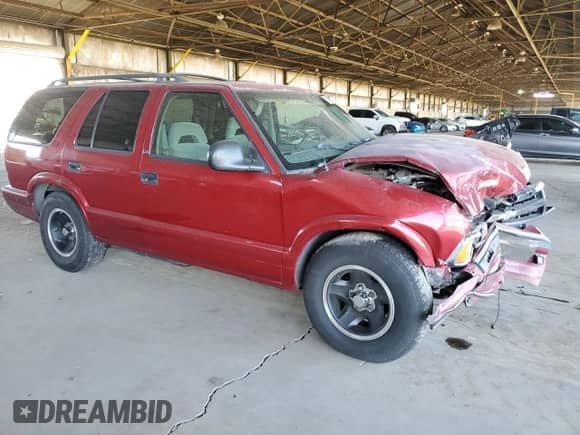 1995 Chevrolet Blazer z VIN 1GNCS13W8S2238495, wystawiony jako Copart lot #74829034 z przebiegiem 199 884 mil mil oraz Szkoda całkowita • Salvage title. Historia ofert i sprzedaży dostępna na DreamBid. Obrazek 4.