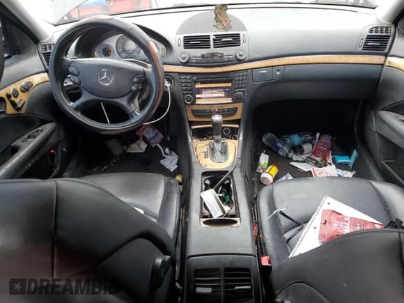 ✅ 2009 Mercedes-Benz E 350 Luxury • VIN: WDBUF56X39B369498 • Lot: 81836335. Wystawiony na Copart z przebiegiem 208 803 mil. Bezpłatny archiwum sprzedaży aukcyjnych z USA i szczegółowy raport historii pojazdu na DreamBid. Zdjęcie 8.