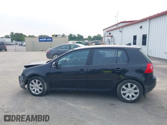 ✅ 2007 Volkswagen Rabbit • VIN: WVWDR71K47W166447 • Lot: 42362143. Wystawiony na IAAI z przebiegiem 143 689 mil. Bezpłatny archiwum sprzedaży aukcyjnych z USA i szczegółowy raport historii pojazdu na DreamBid. Zdjęcie 14.