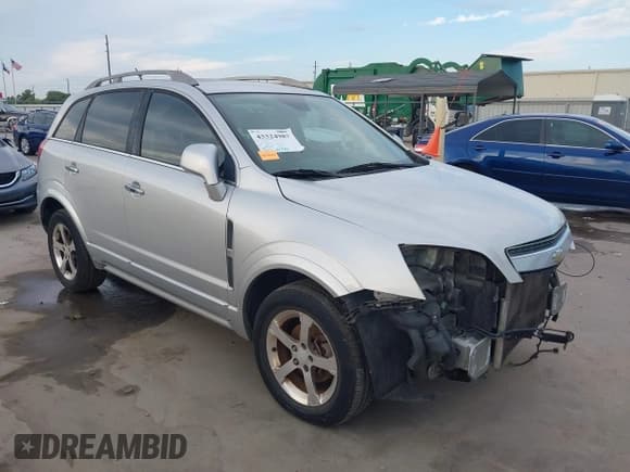 ✅ 2012 Chevrolet Captiva Sport LT • VIN: 3GNAL3E53CS588529 • Лот: 43324987. Опубликован ранее на IAAI с пробегом 161 342 миль. Бесплатный доступ к архиву аукционных продаж из США и подробный отчёт об истории автомобиля на DreamBid. Изображение 1.