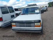 ✅ 1991 Ford Explorer Eddie Bauer • VIN: 1FMDU34X6MUC65143 • Lot: 42132106. Listed on IAAI with 7,618 mi. Free auction sales archive from the USA and detailed vehicle history report at DreamBid. Image 6.