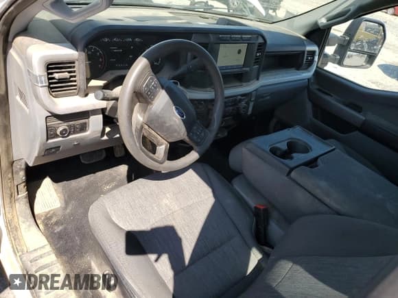 ✅ 2023 Ford F-250 • VIN: 1FT8X2BN2PEC61534 • Лот: 71865405. Опубликован ранее на Copart с пробегом 52 463 миль. Бесплатный доступ к архиву аукционных продаж из США и подробный отчёт об истории автомобиля на DreamBid. Изображение 8.