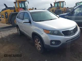 ✅ 2011 Kia Sorento LX • VIN: 5XYKT3A13BG066631 • Lot: 43775015. Listed on IAAI with 160,236 mi. Free auction sales archive from the USA and detailed vehicle history report at DreamBid. Image 1.