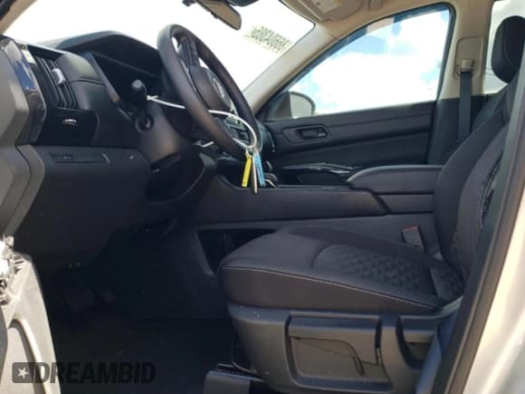 ✅ 2024 Nissan Pathfinder S • VIN: 5N1DR3AC9RC270126 • Lot: 86604385. Wystawiony na Copart z przebiegiem 11 352 mil. Bezpłatny archiwum sprzedaży aukcyjnych z USA i szczegółowy raport historii pojazdu na DreamBid. Zdjęcie 7.