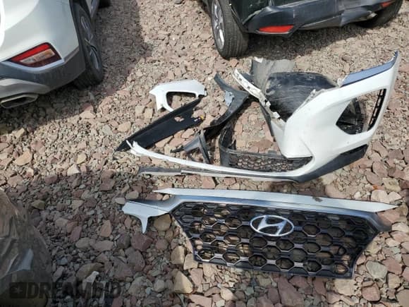 ✅ 2019 Hyundai Santa Fe Ultimate • VIN: 5NMS5CAD1KH021200 • Lot: 68563123. Wystawiony na Copart z przebiegiem 82 864 mil. Bezpłatny archiwum sprzedaży aukcyjnych z USA i szczegółowy raport historii pojazdu na DreamBid. Zdjęcie 13.