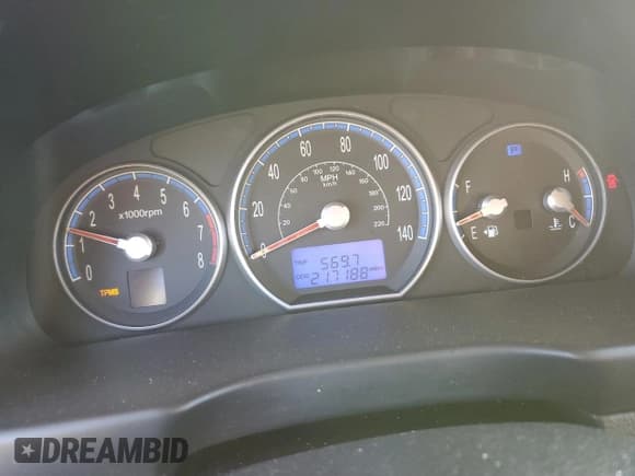 ✅ 2008 Hyundai Santa Fe SE • VIN: 5NMSH73E68H186947 • Lot: 74068404. Listed on Copart with 217,188 mi. Free auction sales archive from the USA and detailed vehicle history report at DreamBid. Image 9.