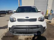 ✅ 2017 Kia Soul • VIN: KNDJN2A27H7426840 • Lot: 92512685. Wystawiony na Copart z przebiegiem 120 011 mil. Bezpłatny archiwum sprzedaży aukcyjnych z USA i szczegółowy raport historii pojazdu na DreamBid. Zdjęcie 5.