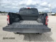 ✅ 2022 Ford F-150 Platinum • VIN: 1FTFW1E81NFC28168 • Lot: 86423555. Wystawiony na Copart z przebiegiem 155 340 mil. Bezpłatny archiwum sprzedaży aukcyjnych z USA i szczegółowy raport historii pojazdu na DreamBid. Zdjęcie 6.