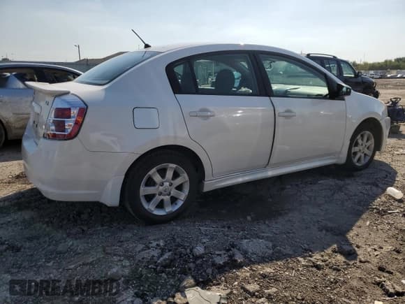 ✅ 2010 Nissan Sentra SR • VIN: 3N1AB6AP9AL645539 • Lot: 81202235. Listed on Copart with 141,717 mi. Free auction sales archive from the USA and detailed vehicle history report at DreamBid. Image 3.
