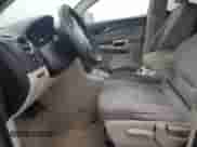 2009 Saturn VUE XE z VIN 3GSCL33P89S635461, wystawiony jako Copart lot #82128614 z przebiegiem 259 011 mil mil oraz Czysty tytuł • Clean title. Historia ofert i sprzedaży dostępna na DreamBid. Obrazek 7.