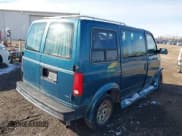 ✅ 1994 Chevrolet Astro • VIN: 1GBDM15Z0RB136203 • Лот: 43665146. Опубликован ранее на IAAI с пробегом 175 321 миль. Бесплатный доступ к архиву аукционных продаж из США и подробный отчёт об истории автомобиля на DreamBid. Изображение 4.