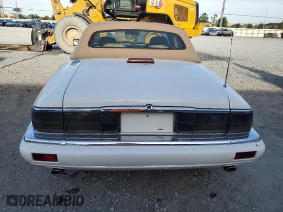 ✅ 1996 Jaguar XJS • VIN: SAJNX2743TC224440 • Лот: 53561735. Опубликован ранее на Copart с пробегом 42 995 миль. Бесплатный доступ к архиву аукционных продаж из США и подробный отчёт об истории автомобиля на DreamBid. Изображение 6.