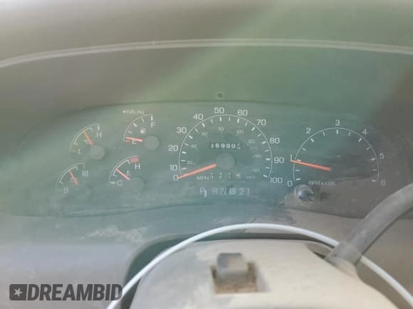 ✅ 2001 Ford Excursion Limited • VIN: 1FMNU42S01ED72891 • Lot: 89221445. Wystawiony na Copart z przebiegiem 16 990 mil. Bezpłatny archiwum sprzedaży aukcyjnych z USA i szczegółowy raport historii pojazdu na DreamBid. Zdjęcie 9.