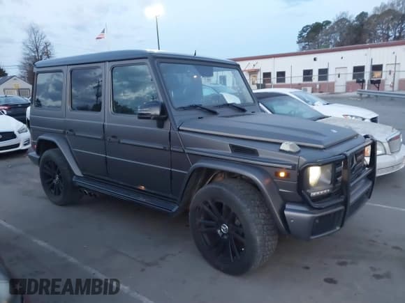 ✅ 2016 Mercedes-Benz G 550 • VIN: WDCYC3KF2GX245357 • Lot: 41810386. Wystawiony na IAAI z przebiegiem 222 263 mil. Bezpłatny archiwum sprzedaży aukcyjnych z USA i szczegółowy raport historii pojazdu na DreamBid. Zdjęcie 13.