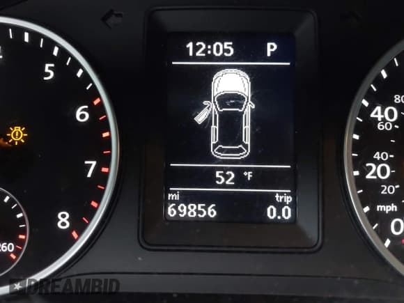 ✅ 2018 Volkswagen Tiguan • VIN: WVGAV7AX9JK004415 • Лот: 41533990. Опубликован ранее на IAAI с пробегом 69 856 миль. Бесплатный доступ к архиву аукционных продаж из США и подробный отчёт об истории автомобиля на DreamBid. Изображение 7.