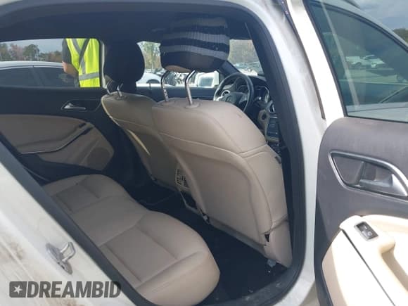 ✅ 2017 Mercedes-Benz GLA 250 • VIN: WDCTG4GB6HJ332578 • Lot: 43648247. Listed on IAAI with 136,369 mi. Free auction sales archive from the USA and detailed vehicle history report at DreamBid. Image 8.