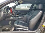 ✅ 2012 BMW 3 Series 335is • VIN: WBAKG1C59CE618830 • Лот: 59757895. Опубликован ранее на Copart с пробегом 91 893 миль. Бесплатный доступ к архиву аукционных продаж из США и подробный отчёт об истории автомобиля на DreamBid. Изображение 7.