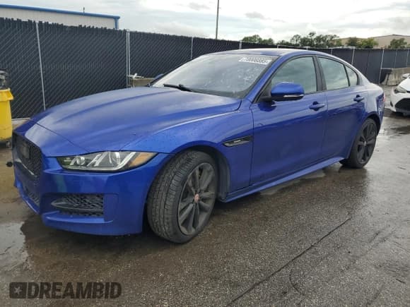 ✅ 2017 Jaguar XE 35t R-Sport • VIN: SAJAL4BV8HA968298 • Lot: 70006885. Wystawiony na Copart z przebiegiem 84 777 mil. Bezpłatny archiwum sprzedaży aukcyjnych z USA i szczegółowy raport historii pojazdu na DreamBid. Zdjęcie 1.