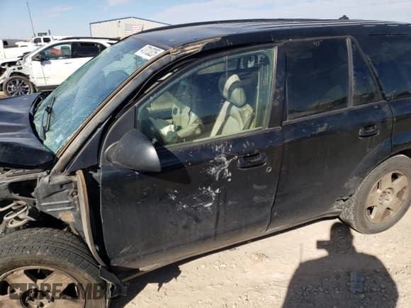 ✅ 2005 Saturn VUE • VIN: 5GZCZ634X5S826580 • Lot: 47013325. Wystawiony na Copart z przebiegiem Nie podano. Bezpłatny archiwum sprzedaży aukcyjnych z USA i szczegółowy raport historii pojazdu na DreamBid. Zdjęcie 7.