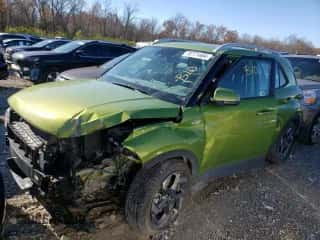 2024 Hyundai Venue SEL с VIN KMHRC8A30RU307644, выставлен на аукционе Copart как лот 75771464 с пробегом Не указан миль и Списание • Salvage title. История ставок и продаж доступна на DreamBid. Изображение 1.