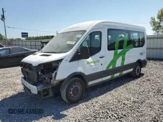 ✅ 2019 Ford Transit Passenger XL • VIN: 1FBZX2CM2KKB60969 • Lot: 71937604. Wystawiony na Copart z przebiegiem 114 827 mil. Bezpłatny archiwum sprzedaży aukcyjnych z USA i szczegółowy raport historii pojazdu na DreamBid. Zdjęcie 1.