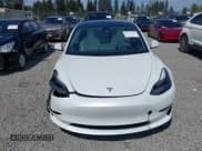 ✅ 2022 Tesla Model 3 Long Range • VIN: 5YJ3E1EB6NF110719 • Lot: 42172421. Wystawiony na IAAI z przebiegiem 44 772 mil. Bezpłatny archiwum sprzedaży aukcyjnych z USA i szczegółowy raport historii pojazdu na DreamBid. Zdjęcie 13.