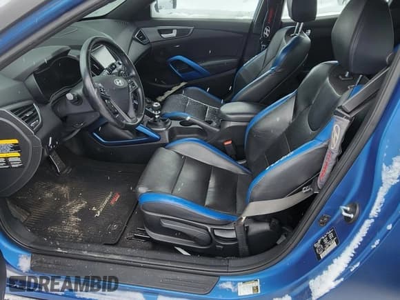 ✅ 2016 Hyundai Veloster Turbo Rally Edition • VIN: KMHTC6AE1GU259841 • Lot: 77557194. Wystawiony na Copart z przebiegiem 100 519 mil. Bezpłatny archiwum sprzedaży aukcyjnych z USA i szczegółowy raport historii pojazdu na DreamBid. Zdjęcie 5.